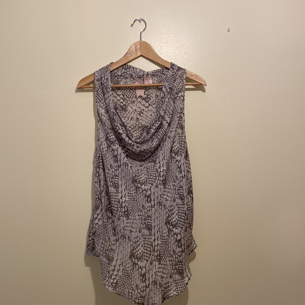 GEMMA SNAKE PRINT SILK BLOUSE . Size M . Very good condition